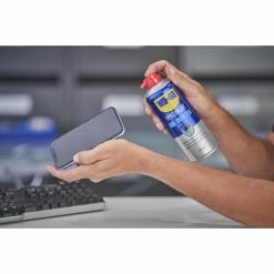 WD-40 Specialist Air Duster 350g -Interior & Exterior Trim shop SCA 625394 03 hi res 1